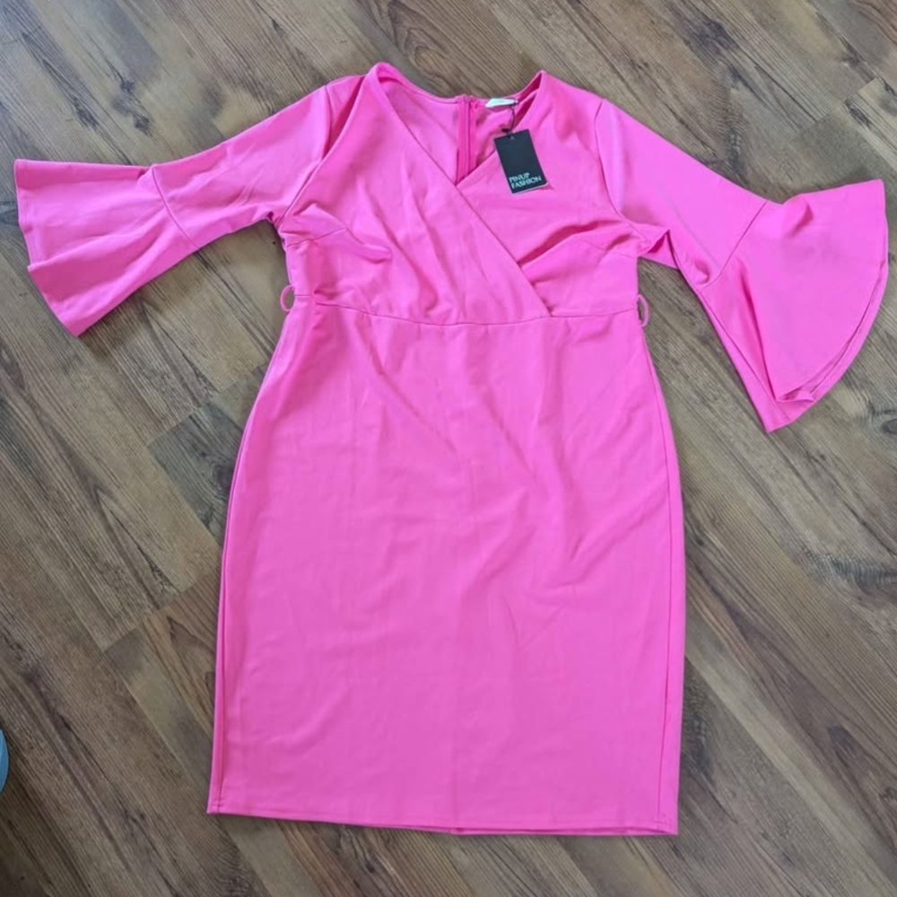 New Women's Plus Size Hot Pink Elegant Pink Bell Sleeve Dress
